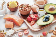 Eat meat and lose weight: What to know about the keto diet