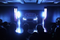  Jaguar car brand to go fully electric from 2025 