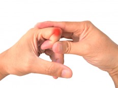 Cracked it! Experts find answer to the knuckle-popping puzzle