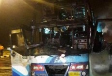 Bus fire kills 20 Myanmar migrants in Thailand