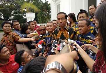 No govt hand in termination of Rizieq’s pornography case: Jokowi