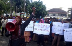 Residents occupy PLN office in fight against new Yogyakarta airport