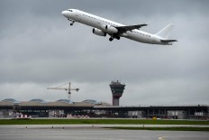 Main Moscow airport misses World Cup runway deadline: report
