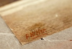 Hitler's portrait of a lover to go up for auction