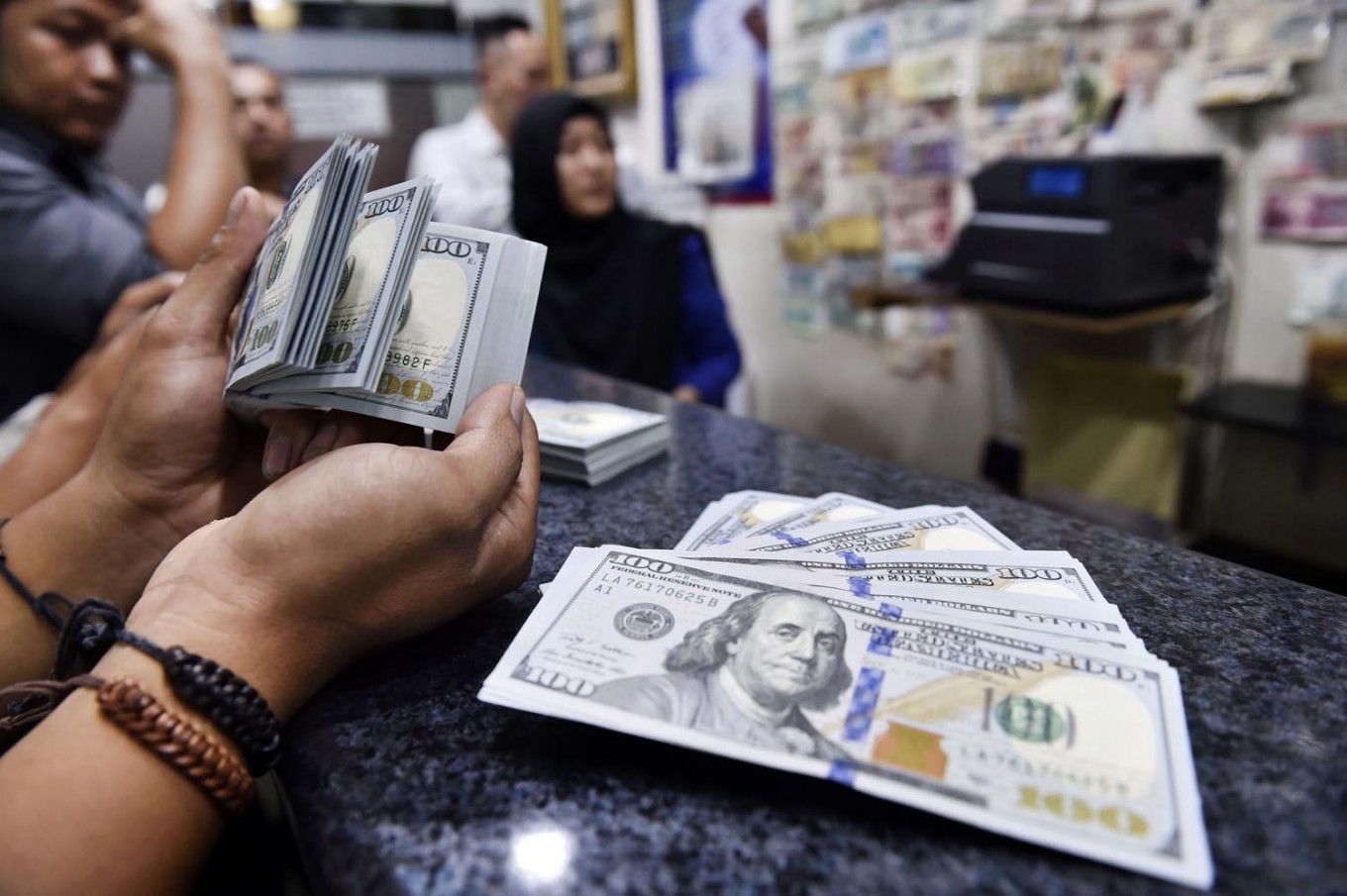 Rupiah hits Rp 15 000 per US dollar on Tuesday Business The