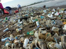 Indofood, Danone top list of plastic waste from big brands: Report