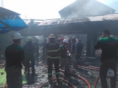 Fire breaks out near South Tangerang market