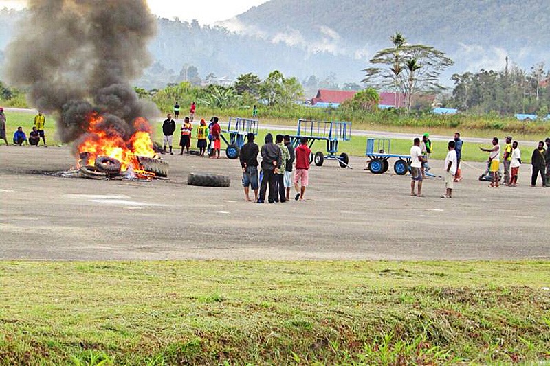 Riot erupts in Oksibil