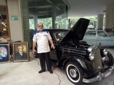 Saudi Arabian ambassador officiates classic car exhibition