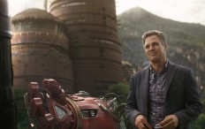 Mark Ruffalo 'fired' by 'Avengers 4' directors on Twitter