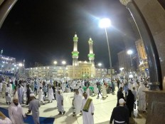 Night prayers: Prayers at Al-Haram Mosque in Mecca. JP/Endy M Bayuni
