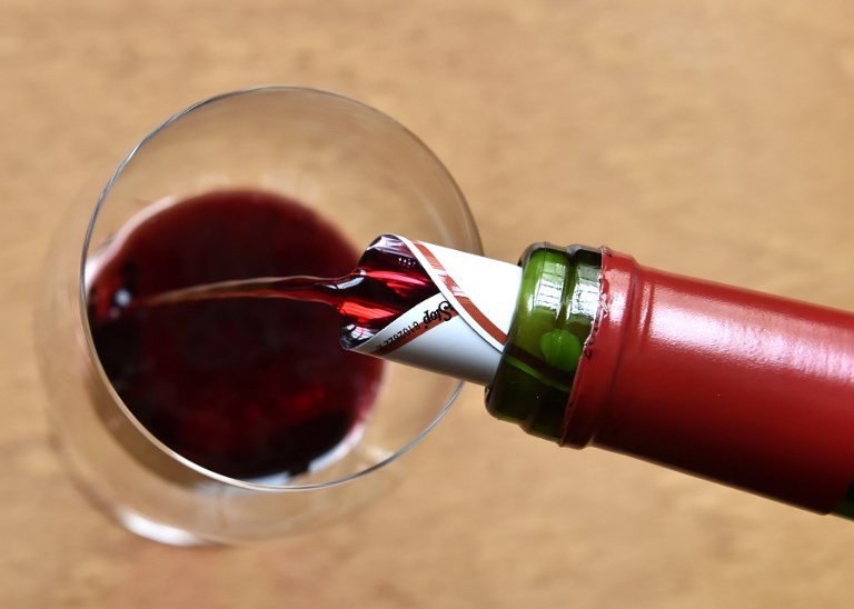 Man dies after drinking alcoholic cocktails