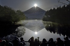 Double diamond on Mount Fuji