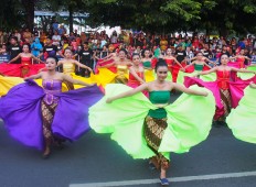 Local artists, students clash with mass organization during Pontianak’s World Dance Day