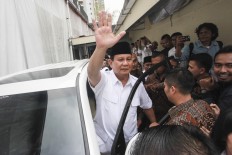 Prabowo accuses Jokowi govt of weakening TNI
