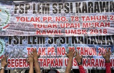 Workers urge govt to hike wages, improve employment conditions