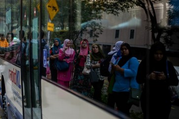 Mahathir faces first major rally as protesters gather in Kuala Lumpur