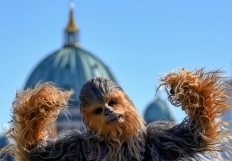 'Solo: A Star Wars Story' releases two new clips 