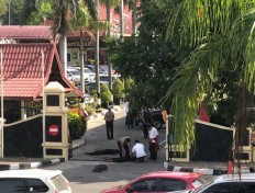 Four suspects shot dead in Riau police attack, one officer dies