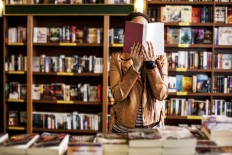 Smelling the scent of books is a joy for many readers. But is this still the case with millennials?