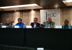 Indonesia hardly escaped from self-isolation 