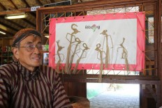 ‘Wayang suket’, an almost extinct children's toy