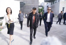 Jet Li assures fans he&rsquo;s okay despite shocking photo  