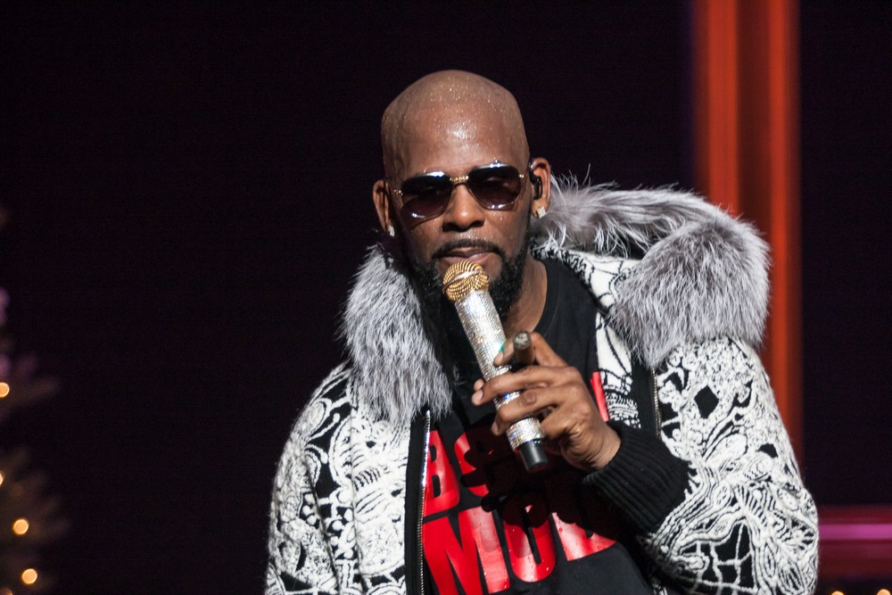 Minor Porn Indonesia - New tape shows R. Kelly having sex with minor, lawyer says ...