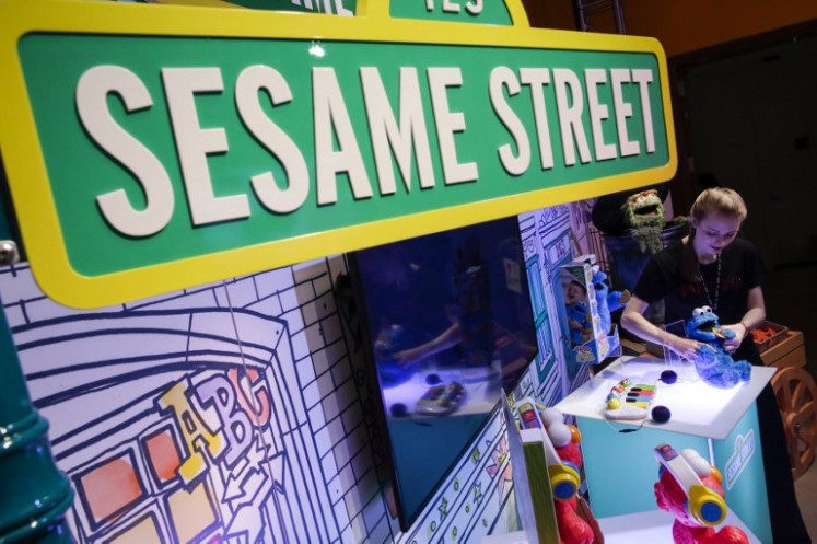 sesame street toys 2018