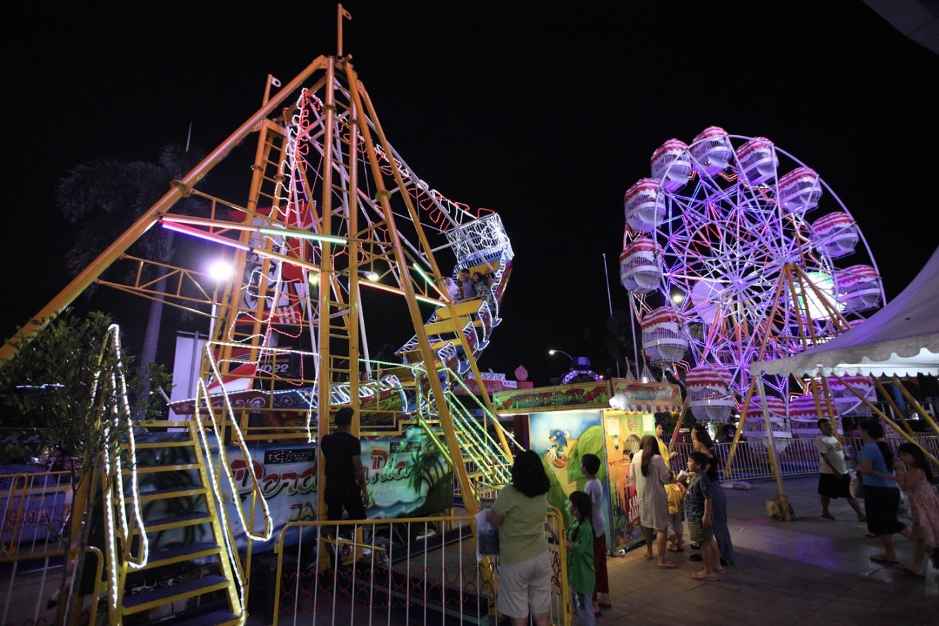 Pasar Malam Kampung Air Kyle Brandt 