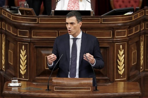 Leader of the Spanish Socialist Party PSOE Pedro Sanchez gives a speech during a debate on a no-confidence motion at the Lower House of the Spanish Parliament in Madrid on June 01, 2018. Spain's parliament ousted on June 1, 2018 Prime Minister Mariano Rajoy in a no-confidence vote sparked by fury over his party's corruption woes, with his Socialist arch-rival Pedro Sanchez automatically taking over.
 