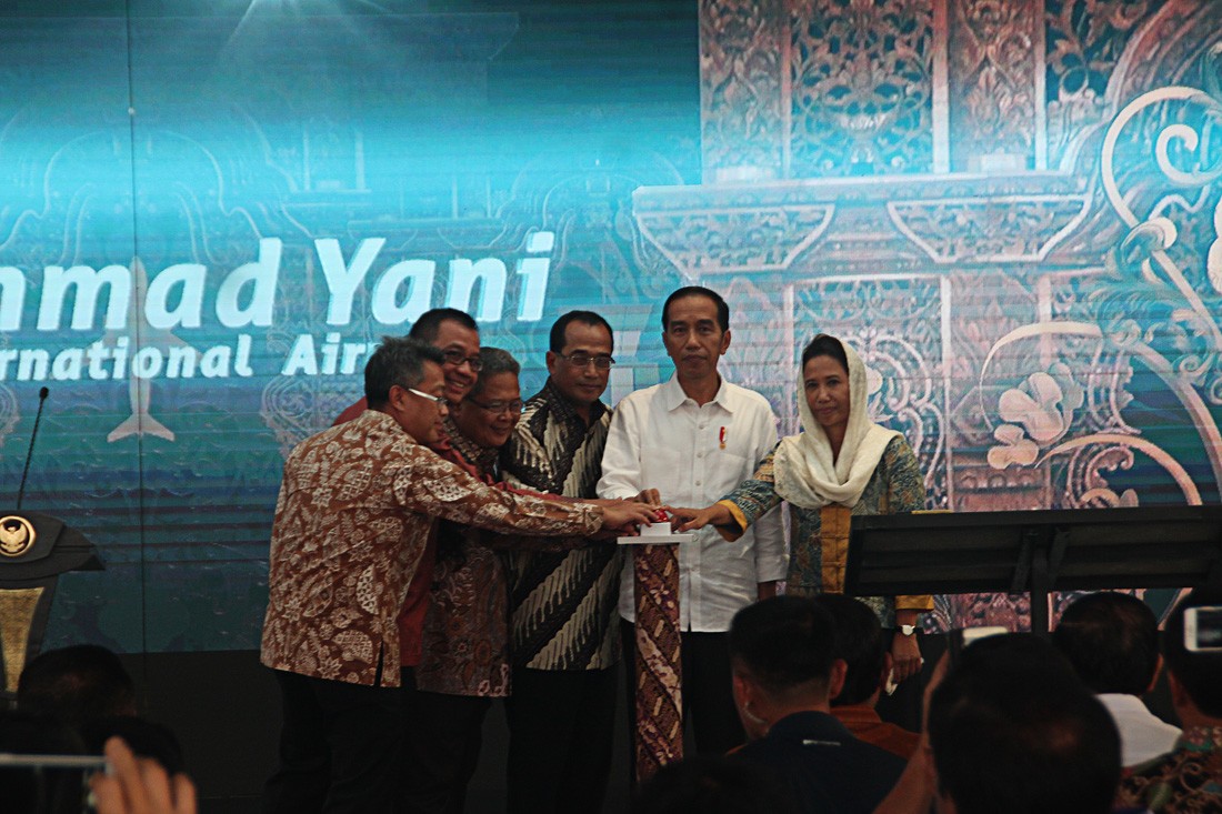 Jokowi praises new Semarang airport terminal