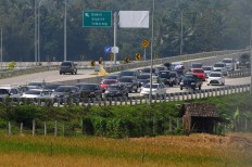 Central Java toll road rest area to be a shopping destination