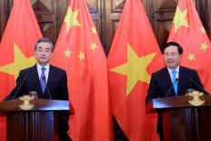 China warns citizens in Vietnam after protests over economic zones