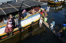  'Petolekoran', well-preserved Idul Fitri shopping tradition of Gili Ketapang residents