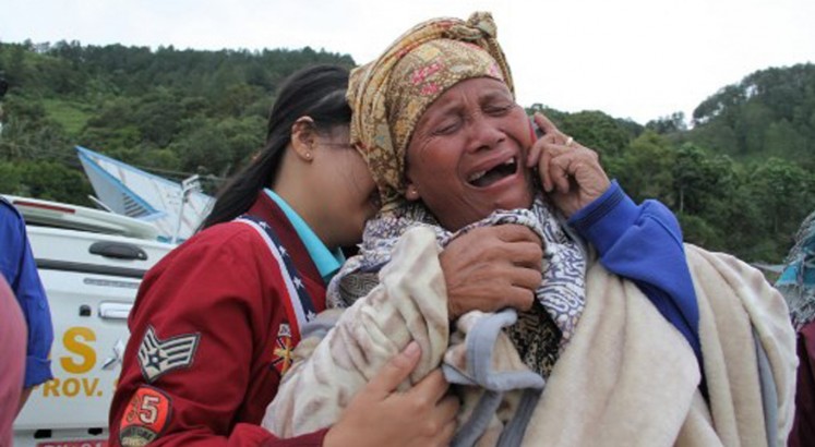 Search on for dozens missing in Indonesia ferry sinking