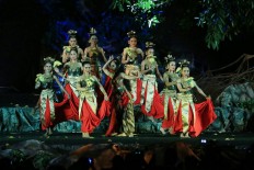 Ramayana dance theater performs with gamelan orchestra