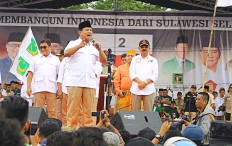 Prabowo casts vote in West Java election
