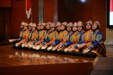 Al-Izhar high school in Pondok Labu, South Jakarta, is sending its dance troupe to compete at the Llangollen International Musical Eisteddfod in Wales, UK, from July 3 to 8.