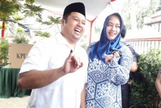 Blank box beats Tangerang incumbent pair at governor's polling station 
