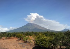 Residents along rivers warned after Mt. Agung eruption