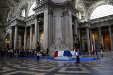 Pantheon burial honors French rights icon Simone Veil