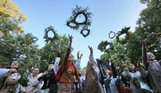 Lithuanians seek identity in their pagan roots