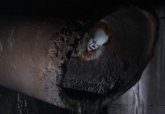 'It' sequel drops first look of James McAvoy, Jessica Chastain