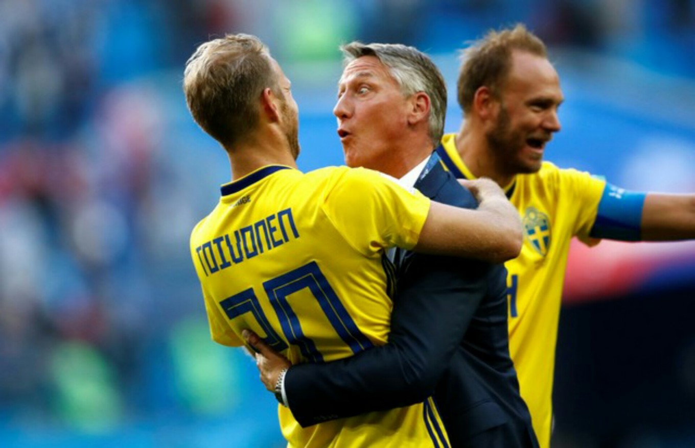 Sweden reaches World Cup last 8