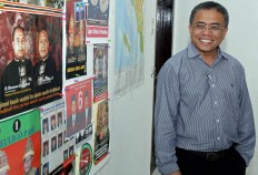 Irwandi Yusuf, ex-Aceh 'freedom fighter' embroiled in graft scandal