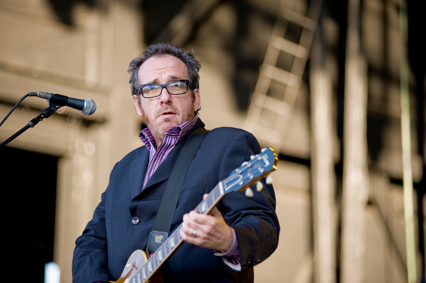 Singer Elvis Costello cancels tour after revealing cancer surgery ...