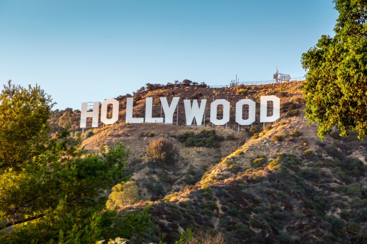 Warner Bros. plans $100 million cable car to Hollywood sign - News