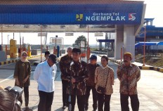 Jokowi inaugurates Kartasura-Sragen toll road