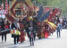 Solo Batik Carnival highlights diversity, creativity